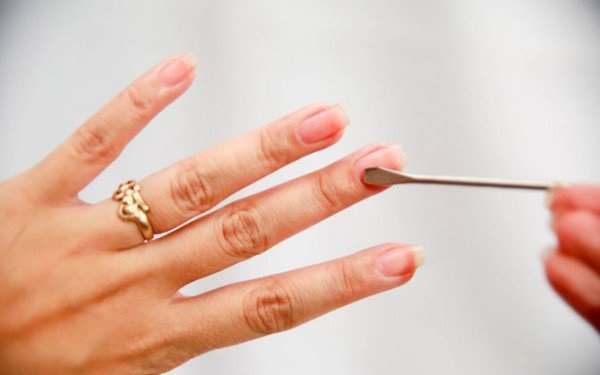 How to do your own Manicure at home